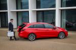 Opel Astra Sports Tourer BiTurbo 2016 года